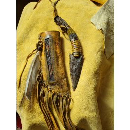Messer mit Scheide der Navajo mit Perlenverzierung