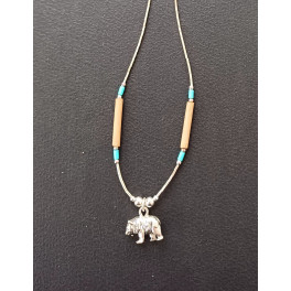 Kurze Liquid Silver Kette mit Bärenanhänger und Bambusakzenten