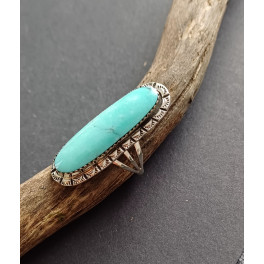 Ring der Navajo mit langem Türkis, heller Türkis, schöne Umrandung