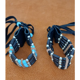 Breites Armband der Huronen aus Horn, Glasperlen in div. Farben