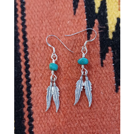 Ohrhänger Federn mit grünem Türkis Stein