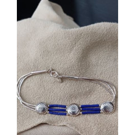 Liquid Silver Armband mit Lapis Lazuli Perlen und Conchas