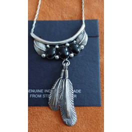 Navajo Silberschmuck: Onyx-Collier mit Federn