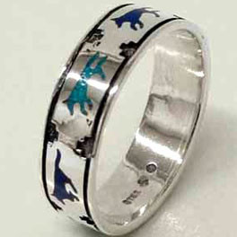 Ring "Running Wolves"