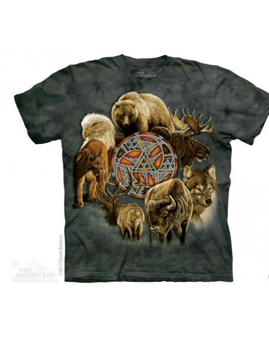 "Animal Spirit Circle" T-Shirt von The Mountain