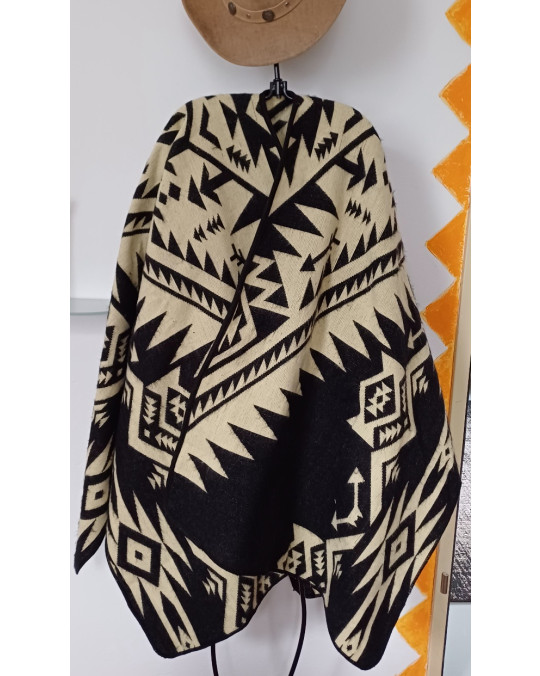 Poncho mit Alpaca Wolle