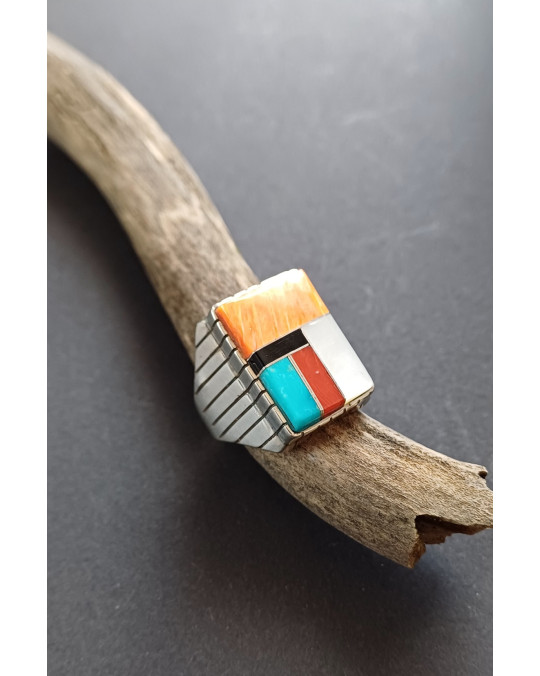 Ring mit Einlegearbeit, Siegelringstil, Gr. 9.5