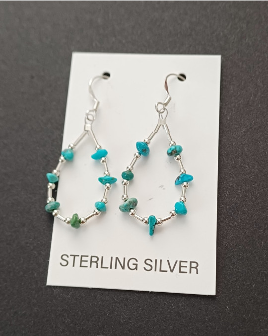 Schlichte Ohrhänger aus Türkis und Liquid Silver