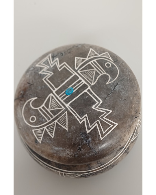 Schmuckdose mit geätzten Mustern und Pferdehaar