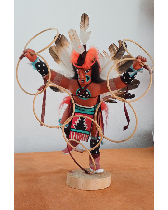 Kachina "Hoop Dance" von Ausstellung leicht ausgebleicht
