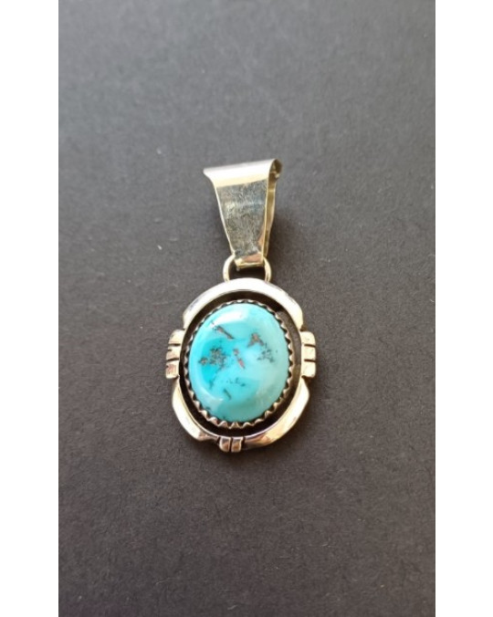 Klassischer, kleinerer Anhänger aus Türkis 