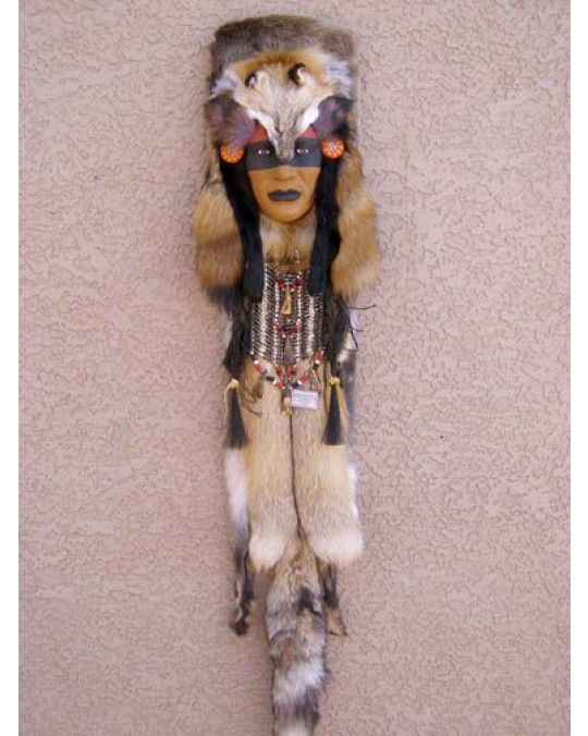 Zeremonialmaske, Assiniboine-Heiler "Walking Wolf"