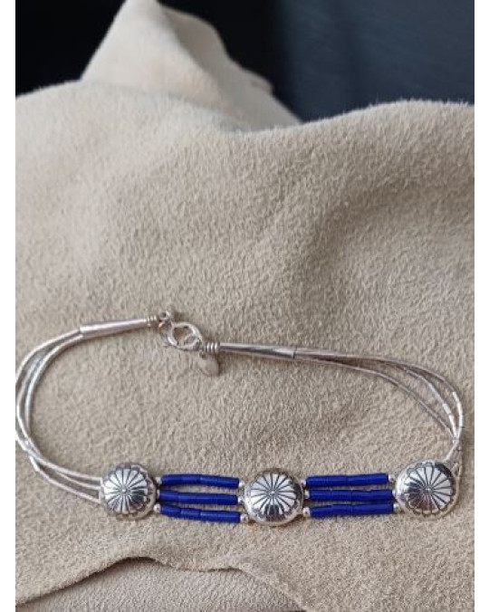 Liquid Silver Armband mit Lapis Lazuli Perlen und Conchas