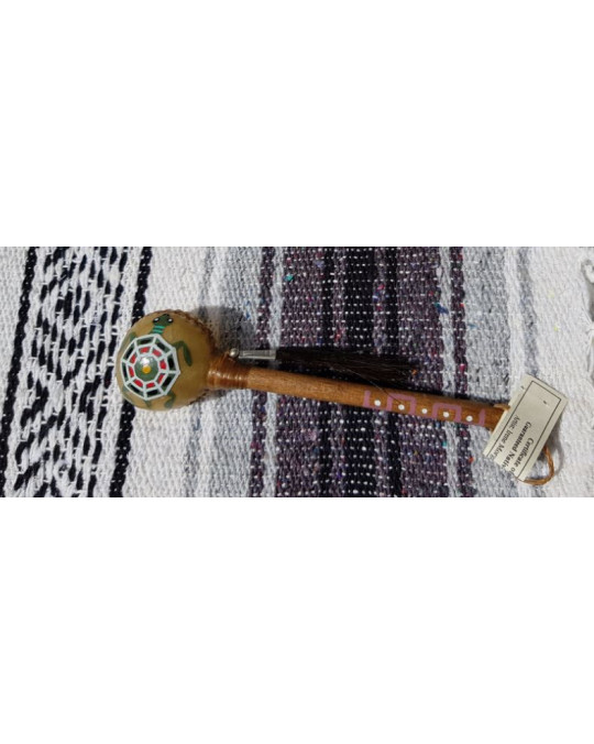 Mini und Medium Rasseln der Navajo, bemalt mit schamanischen Motiven in 2 Grössen