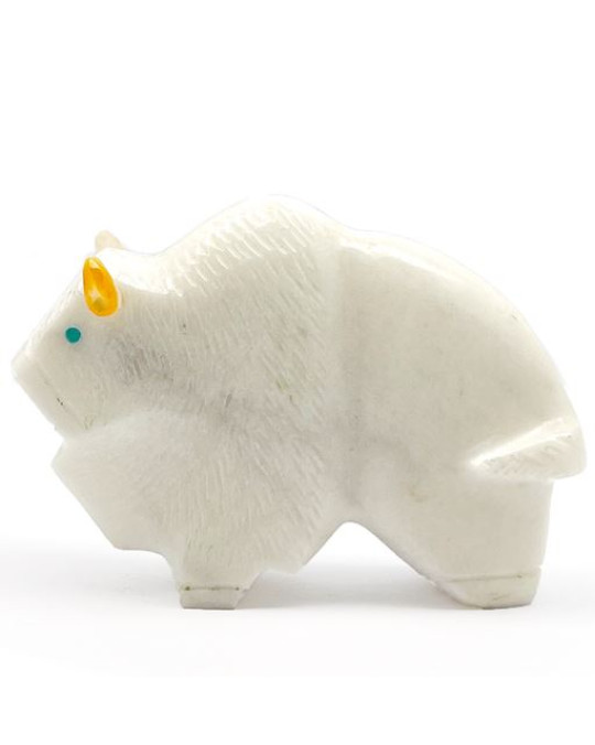 Krafttier Bison aus weissem Marmor